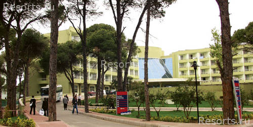 Maritim Pine Beach Resort 2